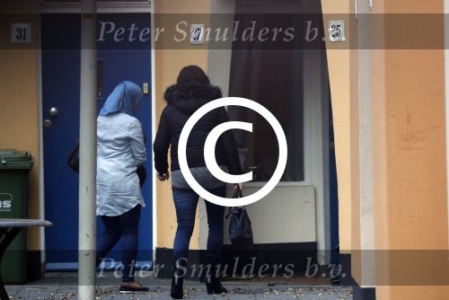 Scheveningen 27 oktober 2017
Barbie krijgt bezoek van Chiel Harten en van de sociale dienst aan huis.