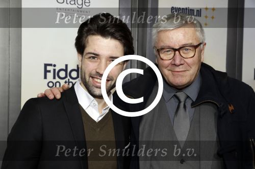 Amsterdam 5 november 2017
Premiere Fiddler on the Roof in het nieuwe de la mar theater. Barrie Stevens met een vriend