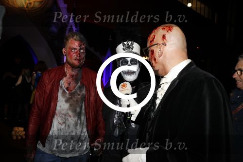 Amsterdam 31 oktober 2017
Halloween party van Q music. Bastiaan v Schaik met vriend