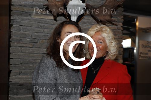 Bilthoven 7 november 2017
Boekpresentatie Bibian Mentel. Bibian met haar moeder