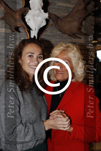 Bilthoven 7 november 2017
Boekpresentatie Bibian Mentel. Bibian met haar moeder