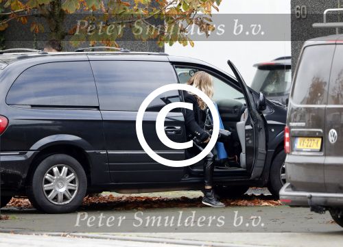 Amsterdam 21 oktober 2017
Candy Dulfer en haar nieuwe vriend Rafael arriveren bij haar huis