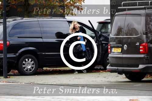 Amsterdam 21 oktober 2017
Candy Dulfer en haar nieuwe vriend Rafael arriveren bij haar huis