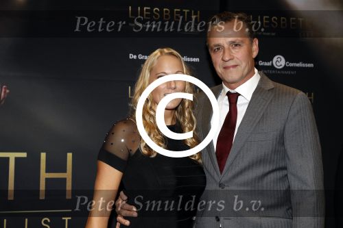 Amsterdam 2 oktober 2017
Premiere Liesbeth List de musical in Carre. Chris Tates met vriendin