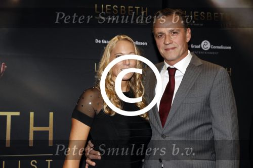 Amsterdam 2 oktober 2017
Premiere Liesbeth List de musical in Carre. Chris Tates met vriendin