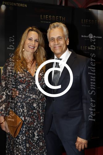 Amsterdam 2 oktober 2017
Premiere Liesbeth List de musical in Carre. Claudia en Robert Schoemacher