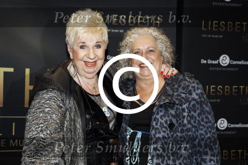 Amsterdam 2 oktober 2017
Premiere Liesbeth List de musical in Carre. Connie v Bergen