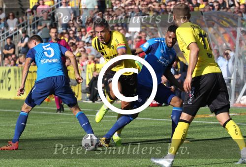 Venlo. 15 Oktober 2017 Kompetitiewedstrijd Seizoen 2017/2018
VVV-PSV, eindstand 2-5
Daniel Schwaab Santiago Arias en Ralf Seuntjens