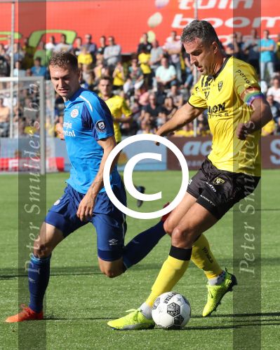 Venlo. 15 Oktober 2017 Kompetitiewedstrijd Seizoen 2017/2018
VVV-PSV, eindstand 2-5
Daniel Schwaab Santiago Arias en Ralf Seuntjens