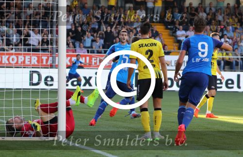 Venlo. 15 Oktober 2017 Kompetitiewedstrijd Seizoen 2017/2018
VVV-PSV, eindstand 2-5
Daniel Schwaab scoort 2-3