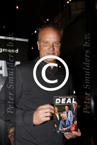 Scheveningen 7 november 2017
Noekpresentatie DEAL van Rob Jansen geschreven door Michiel v Egmond. Dennis Bergkamp