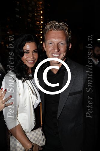 Scheveningen 7 november 2017
Noekpresentatie DEAL van Rob Jansen geschreven door Michiel v Egmond. Dirk Kuyt met zijn vrouw Gertrude