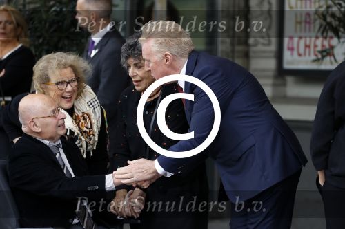 Amsterdam 14 oktober 2017
Afscheidsdienst van burgemeetser Eberhard v d Laan in het concertgebouw. Ed v Tijn met zijn vrouw Odette Taminiau en Andre v Duin