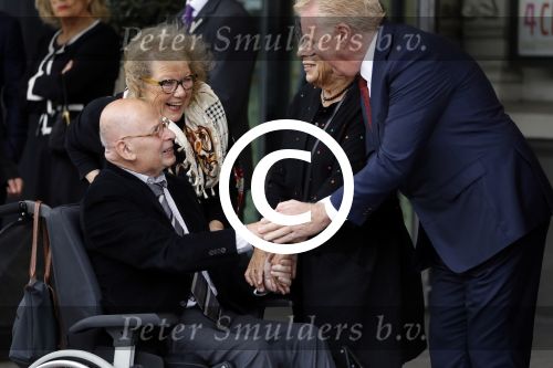 Amsterdam 14 oktober 2017
Afscheidsdienst van burgemeetser Eberhard v d Laan in het concertgebouw. Ed v Tijn met zijn vrouw Odette Taminiau en Andre v Duin