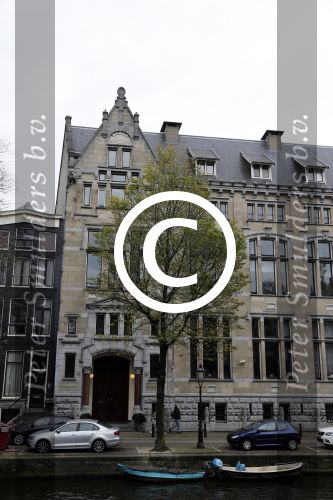 Amsterdam 1 november 2017
In complex de Grooten Heer heeft Edwin Evers een appartement / huis gekocht.