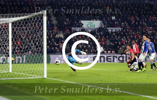 Eindhoven, 22 Januari 2017 Kompetitiewedstrijd PSV-SC Heerenveen, eindstand 4-3
Erwin Mulder wordt gepasseerd.
Doelpunt Hector Moreno