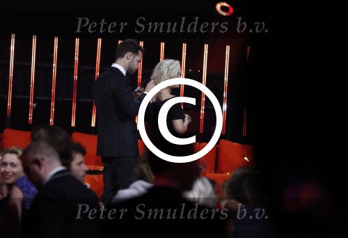 Amsterdam 12 oktober 2017 
Uitreiking televizierring in het afas live theater. Eva Jinek met vriend