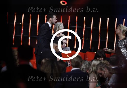 Amsterdam 12 oktober 2017 
Uitreiking televizierring in het afas live theater. Eva Jinek met vriend