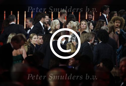 Amsterdam 12 oktober 2017 
Uitreiking televizierring in het afas live theater. Eva Jinek met vriend