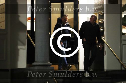 Amsterdam 21 oktober 2017
Evert santegoeds en Robert Halewijn vertrekken bij appartement van Connie Witteman en Albert Verlinde