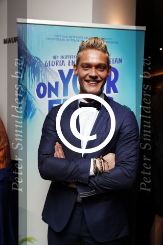 Utrecht 29 oktober 2017
Premiere on your feet in beatrixtheater in Utrecht. 
Ferry Doedens met vriend
