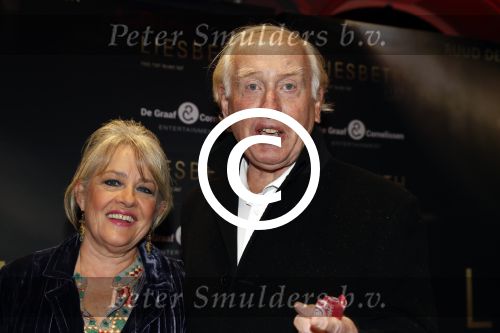 Amsterdam 2 oktober 2017
Premiere Liesbeth List de musical in Carre. Fred Oster met zijn vrouw