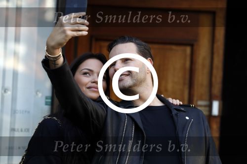 Amsterdam 7 november 2017
Fred v Leer Anna Nooshin Monica Geuze Leontine Borsato Kim Feenstra  Nikkie Tutorials Loinda Hakeboom Inge de Bruijn Quinty Trustfull op de cornelis schuytstraat.