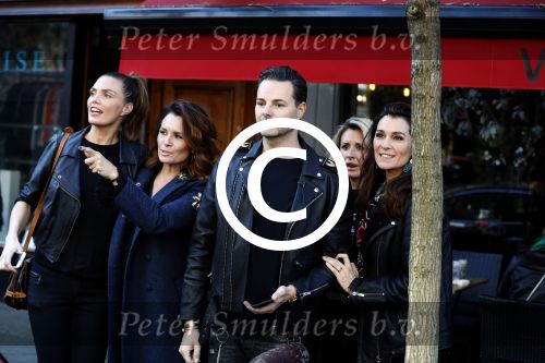 Amsterdam 7 november 2017
Fred v Leer Anna Nooshin Monica Geuze Leontine Borsato Kim Feenstra  Nikkie Tutorials Loinda Hakeboom Inge de Bruijn Quinty Trustfull op de cornelis schuytstraat.