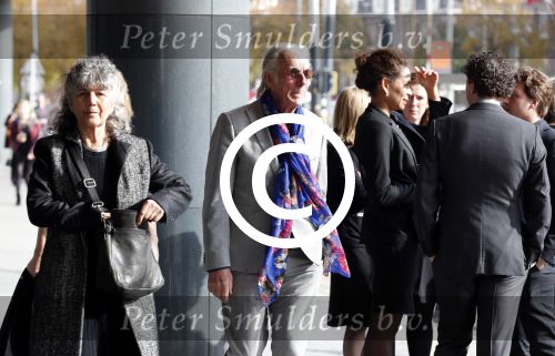 Amsterdam 14 oktober 2017
Afscheidsdienst van burgemeetser Eberhard v d Laan in het concertgebouw. Freek de Jonge  met zijn vrouw