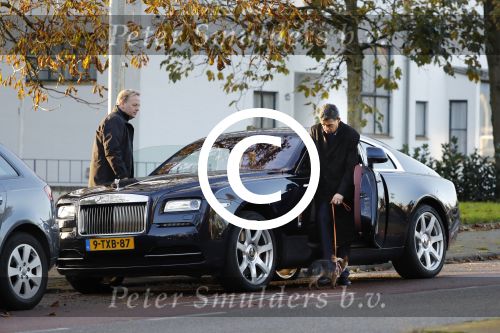Amsterdam 11 november 2017
Gerard Spong met zijn partner en hondje in hun Rolls Royce van ruim 500K