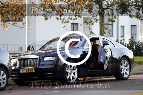 Amsterdam 11 november 2017
Gerard Spong met zijn partner en hondje in hun Rolls Royce van ruim 500K