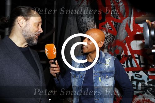 Scheveningen 7 november 2017
Noekpresentatie DEAL van Rob Jansen geschreven door Michiel v Egmond. Glenn Helder als verslaggever van RTL Boulevard