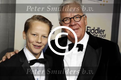 Amsterdam 5 november 2017
Premiere Fiddler on the Roof in het nieuwe de la mar theater. Guido Maas met zoon