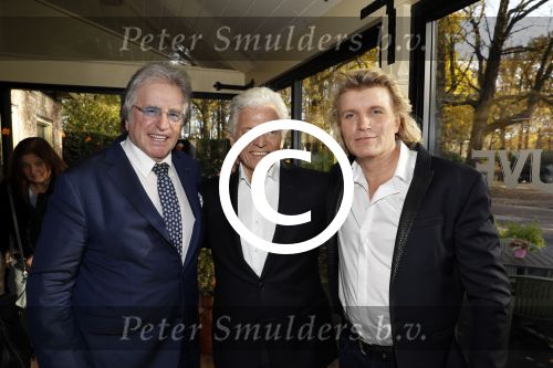 Laren, 13 November 2017
Presentatie CD en boek Ben Cramer.
Hans Klok Ben Cramer en Lee Towers