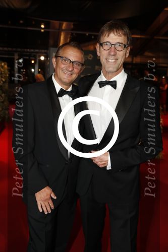 Amsterdam 12 oktober 2017 
Uitreiking televizierring in het afas live theater. Hans Schiffers met partner