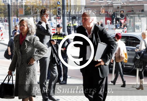 Amsterdam 14 oktober 2017
Afscheidsdienst van burgemeetser Eberhard v d Laan in het concertgebouw. Herman v Veen met vrouw