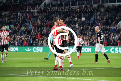 Eindhoven, 30 September 2017
PSV-Willem II, eindstand 4-0  Kompetitie 2017/2018
Hirving Lozano scoort