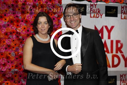 Amsterdam 6 november 2017 
Premiere my fair lady in carre. Hugo Haenen met vrouw