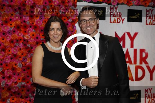Amsterdam 6 november 2017 
Premiere my fair lady in carre. Hugo Haenen met vrouw