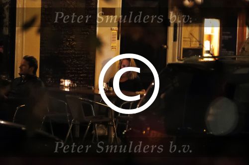 Amsterdam 18 oktober 2017
Frank masmeijer en zijn vriendin Jaimy v Lent op straat in amsterdam na een etentje in restaurant Castell