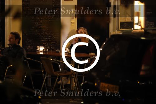 Amsterdam 18 oktober 2017
Frank masmeijer en zijn vriendin Jaimy v Lent op straat in amsterdam na een etentje in restaurant Castell