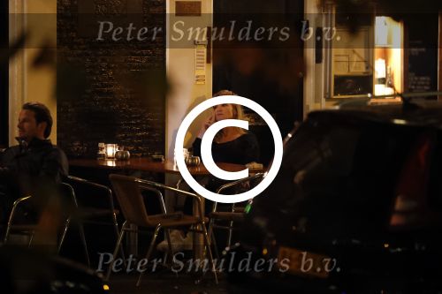 Amsterdam 18 oktober 2017
Frank masmeijer en zijn vriendin Jaimy v Lent op straat in amsterdam na een etentje in restaurant Castell