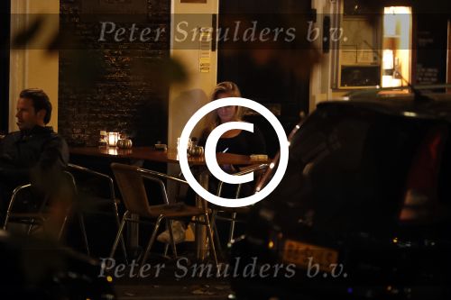 Amsterdam 18 oktober 2017
Frank masmeijer en zijn vriendin Jaimy v Lent op straat in amsterdam na een etentje in restaurant Castell
