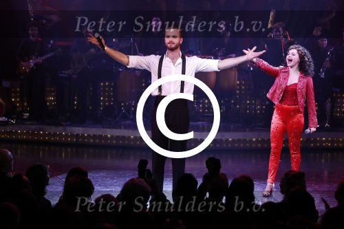 Utrecht 29 oktober 2017
Premiere on your feet in beatrixtheater in Utrecht. Hoofdrolspelers Jim Bakkum Vajen van den Bosch Nurlaila en Ellen Evers