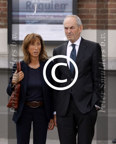 Amsterdam 14 oktober 2017
Afscheidsdienst van burgemeetser Eberhard v d Laan in het concertgebouw.Job Cohen met zijn vrouw Anjes v d Linden