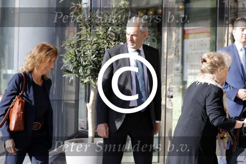 Amsterdam 14 oktober 2017
Afscheidsdienst van burgemeetser Eberhard v d Laan in het concertgebouw.Job Cohen met zijn vrouw Anjes v d Linden