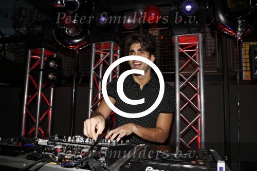 Amsterdam 4 november 2017
Tim Douwsma viert zijn 30e verjaardag in club de bajes. Joey Ferre