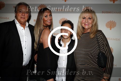 Amsterdam 16 oktober 2017 
Opening van het nieuwe restaurant van Won Yip Sushisamba bij het holland casino . John en Loes v Katwijk met dochter en kleinzoon