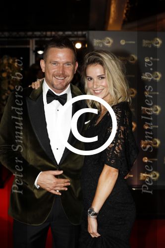 Amsterdam 12 oktober 2017 
Uitreiking televizierring in het afas live theater. Johnny de Mol met zijn zwangere vriendin Anouk v Schie