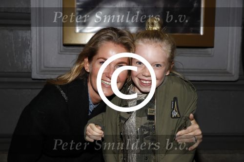 Amsterdam 6 oktober 2017
Premiere Show Lil Kleine in carre. Jorica Koppen met dochter